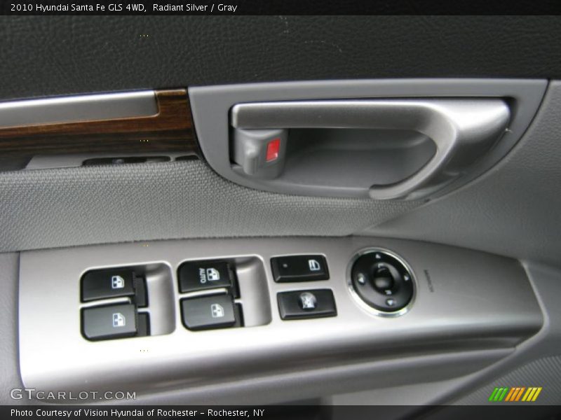 Radiant Silver / Gray 2010 Hyundai Santa Fe GLS 4WD