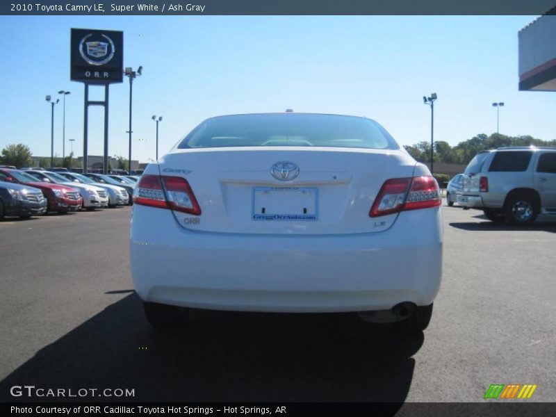 Super White / Ash Gray 2010 Toyota Camry LE