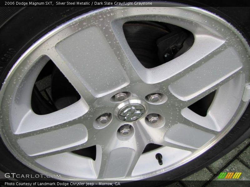 Silver Steel Metallic / Dark Slate Gray/Light Graystone 2006 Dodge Magnum SXT