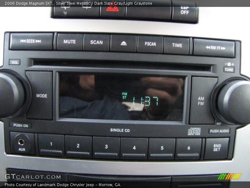 Silver Steel Metallic / Dark Slate Gray/Light Graystone 2006 Dodge Magnum SXT