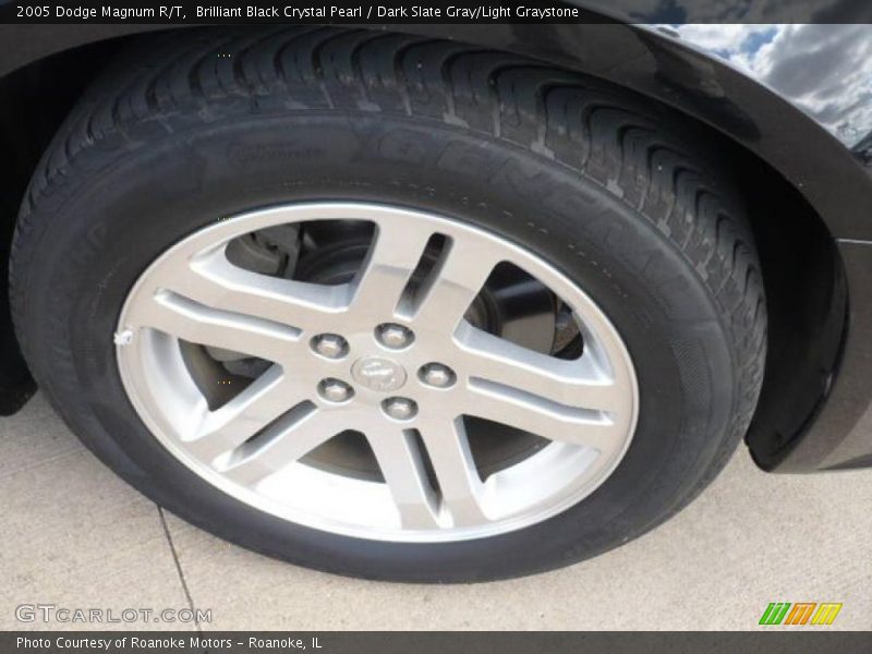 Brilliant Black Crystal Pearl / Dark Slate Gray/Light Graystone 2005 Dodge Magnum R/T
