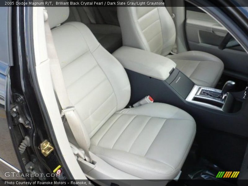 Brilliant Black Crystal Pearl / Dark Slate Gray/Light Graystone 2005 Dodge Magnum R/T
