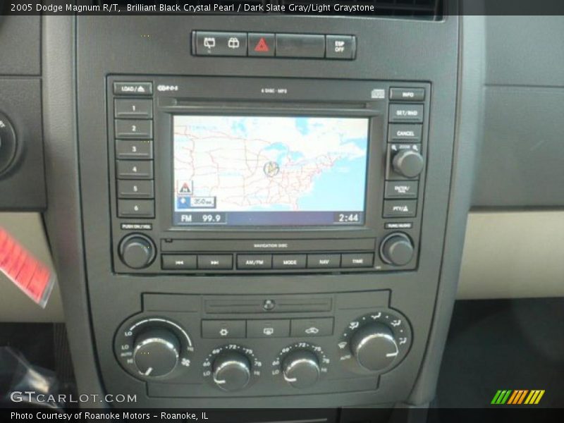Brilliant Black Crystal Pearl / Dark Slate Gray/Light Graystone 2005 Dodge Magnum R/T