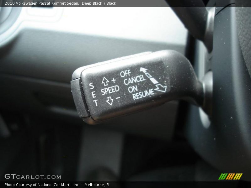 Deep Black / Black 2010 Volkswagen Passat Komfort Sedan