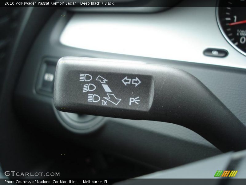 Deep Black / Black 2010 Volkswagen Passat Komfort Sedan