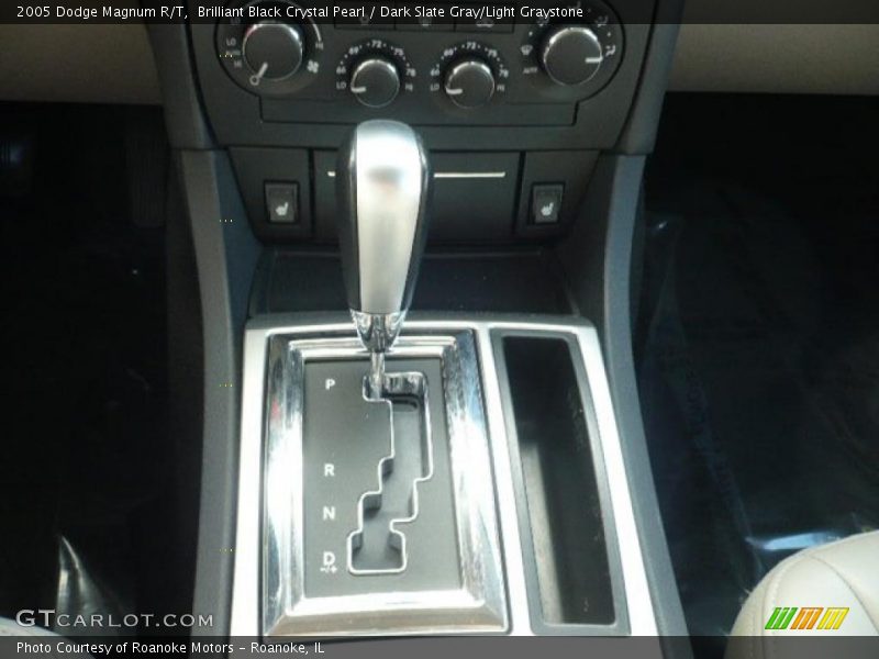 Brilliant Black Crystal Pearl / Dark Slate Gray/Light Graystone 2005 Dodge Magnum R/T