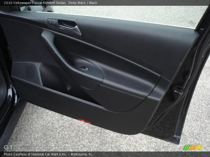 Deep Black / Black 2010 Volkswagen Passat Komfort Sedan
