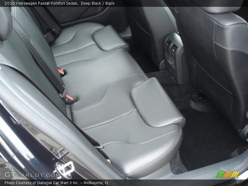 Deep Black / Black 2010 Volkswagen Passat Komfort Sedan