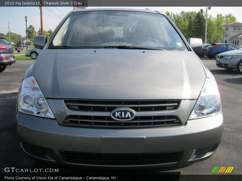 Titanium Silver / Gray 2010 Kia Sedona LX