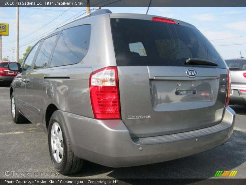 Titanium Silver / Gray 2010 Kia Sedona LX