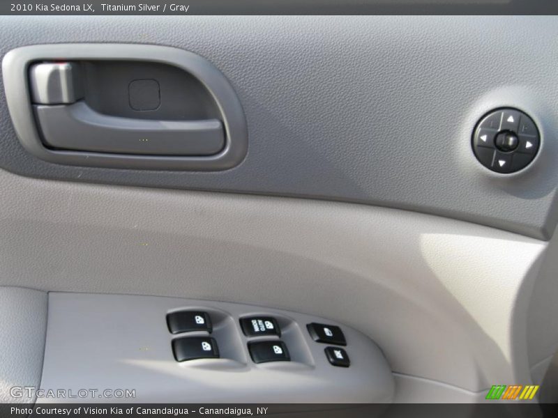Titanium Silver / Gray 2010 Kia Sedona LX