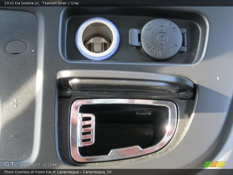 Titanium Silver / Gray 2010 Kia Sedona LX