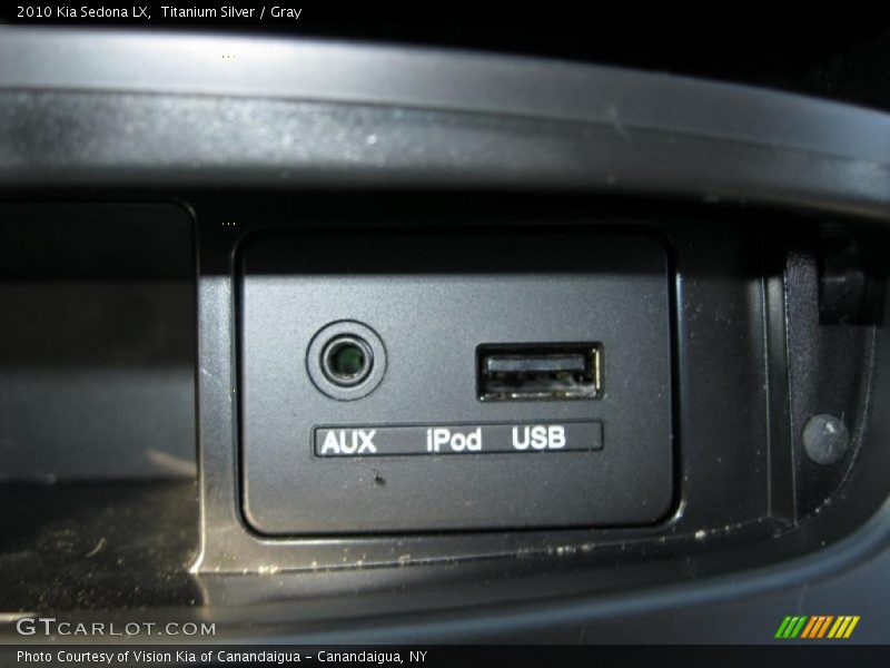 Titanium Silver / Gray 2010 Kia Sedona LX