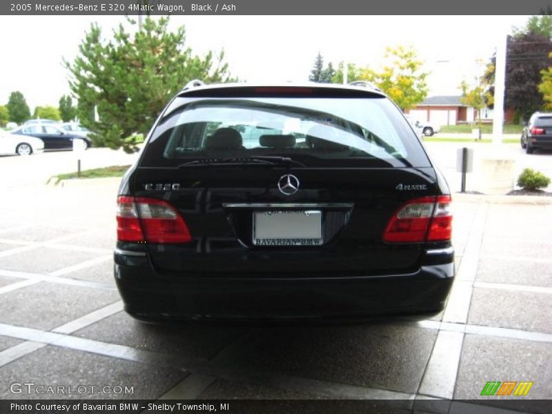 Black / Ash 2005 Mercedes-Benz E 320 4Matic Wagon