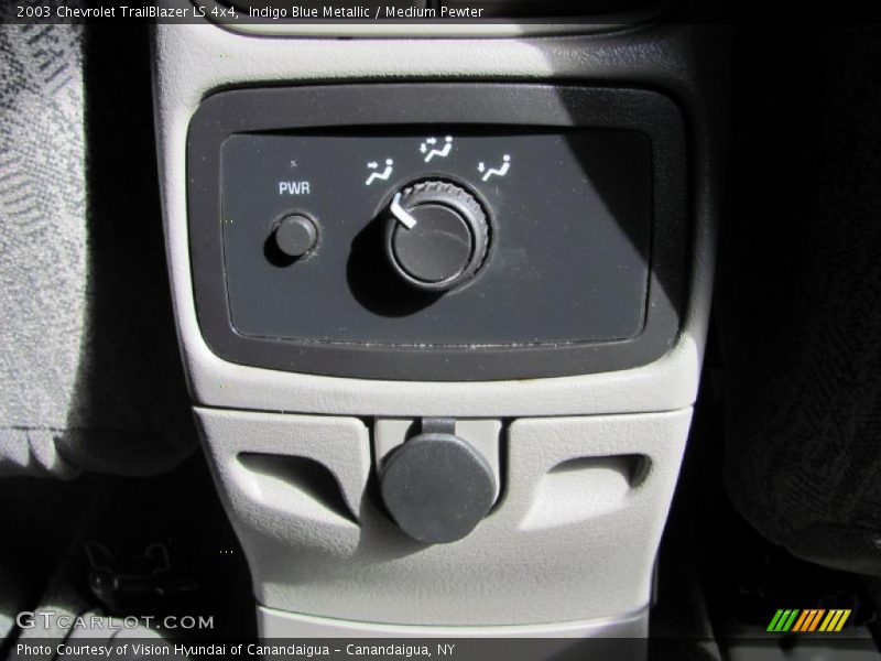 Indigo Blue Metallic / Medium Pewter 2003 Chevrolet TrailBlazer LS 4x4