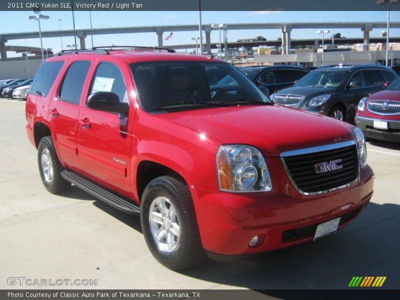 Victory Red / Light Tan 2011 GMC Yukon SLE