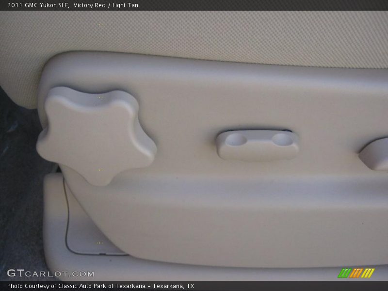 Victory Red / Light Tan 2011 GMC Yukon SLE