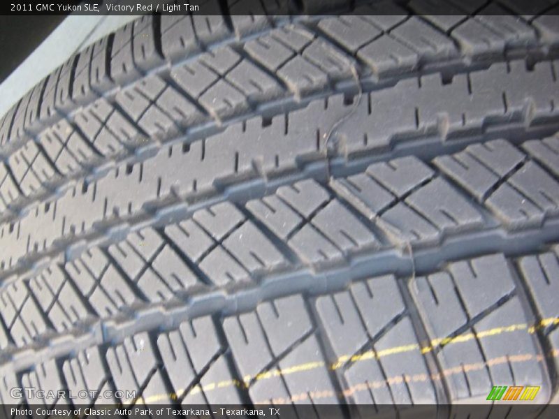 Victory Red / Light Tan 2011 GMC Yukon SLE