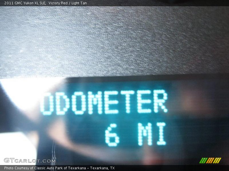 Victory Red / Light Tan 2011 GMC Yukon XL SLE