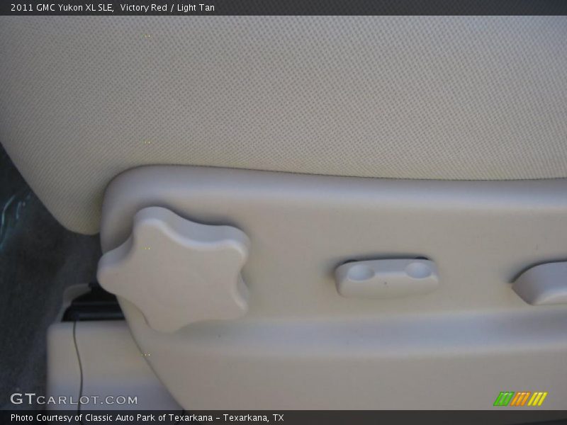 Victory Red / Light Tan 2011 GMC Yukon XL SLE