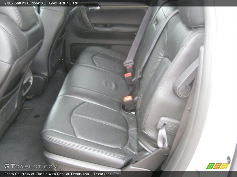 Gold Mist / Black 2007 Saturn Outlook XE