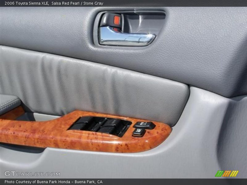 Salsa Red Pearl / Stone Gray 2006 Toyota Sienna XLE