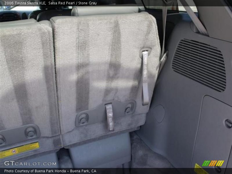 Salsa Red Pearl / Stone Gray 2006 Toyota Sienna XLE