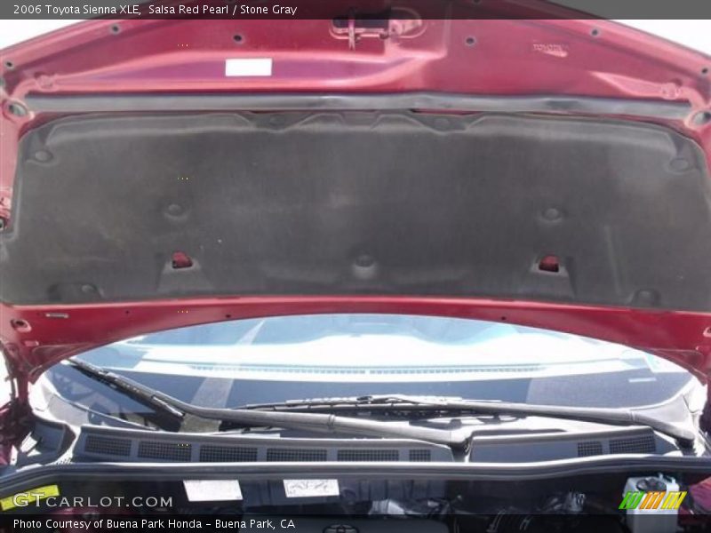 Salsa Red Pearl / Stone Gray 2006 Toyota Sienna XLE