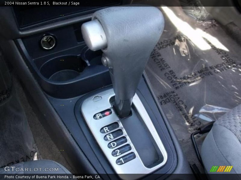 Blackout / Sage 2004 Nissan Sentra 1.8 S