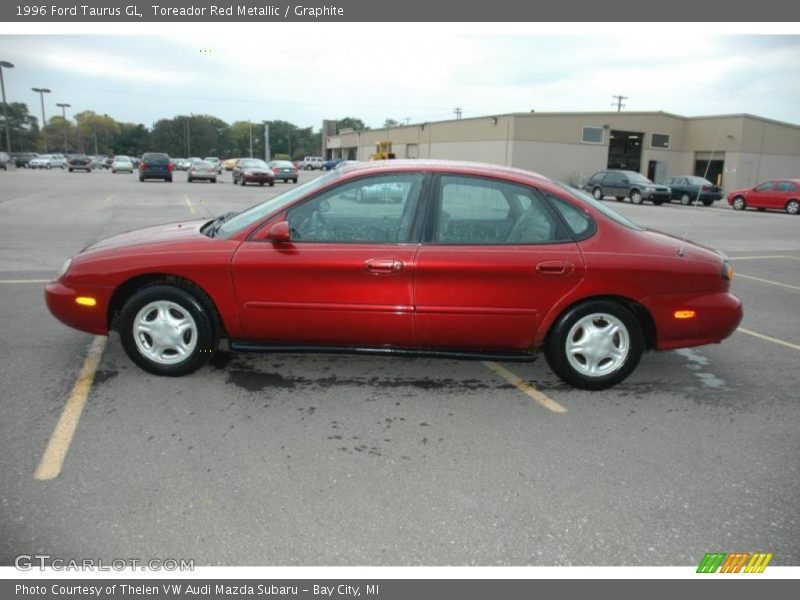 Toreador Red Metallic / Graphite 1996 Ford Taurus GL