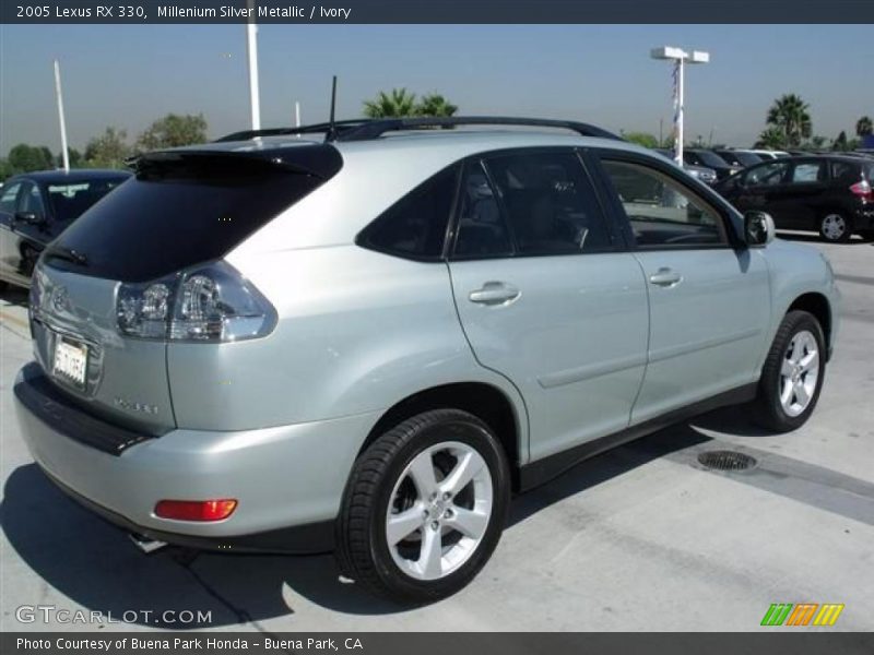 Millenium Silver Metallic / Ivory 2005 Lexus RX 330
