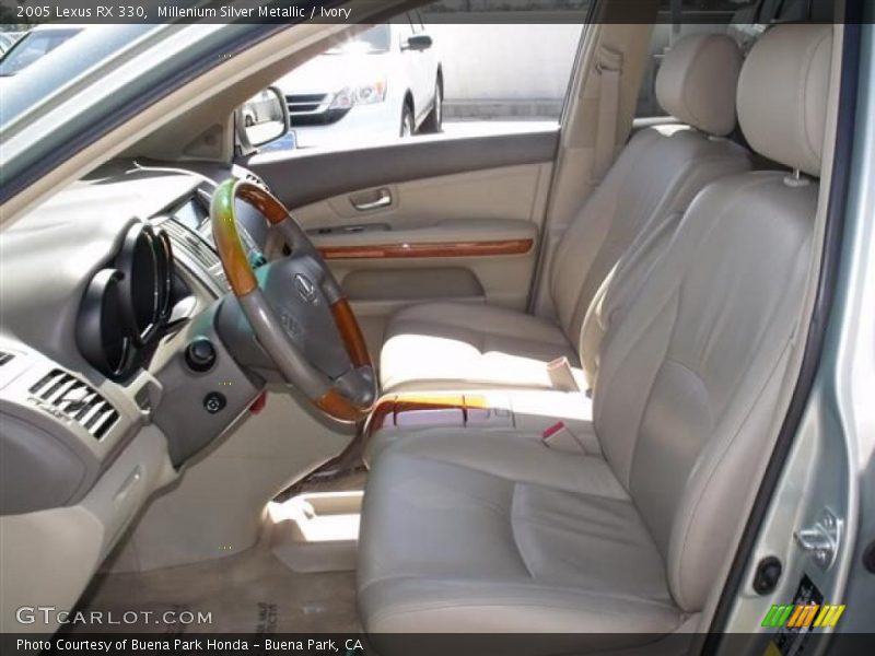 Millenium Silver Metallic / Ivory 2005 Lexus RX 330