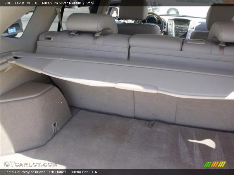 Millenium Silver Metallic / Ivory 2005 Lexus RX 330