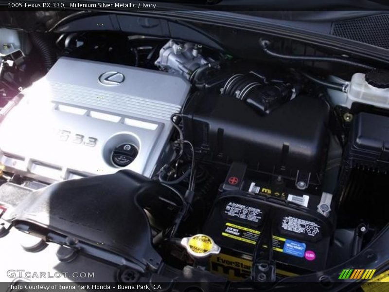 Millenium Silver Metallic / Ivory 2005 Lexus RX 330