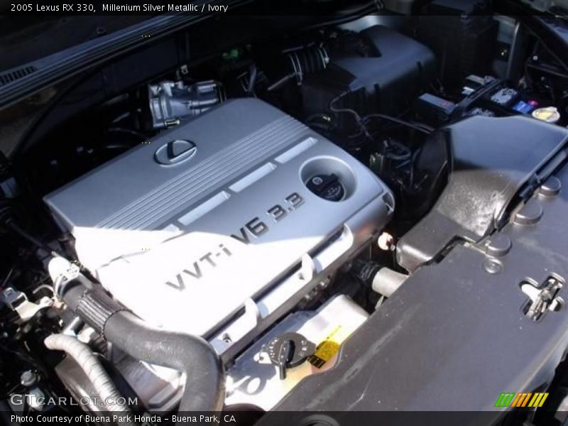 Millenium Silver Metallic / Ivory 2005 Lexus RX 330