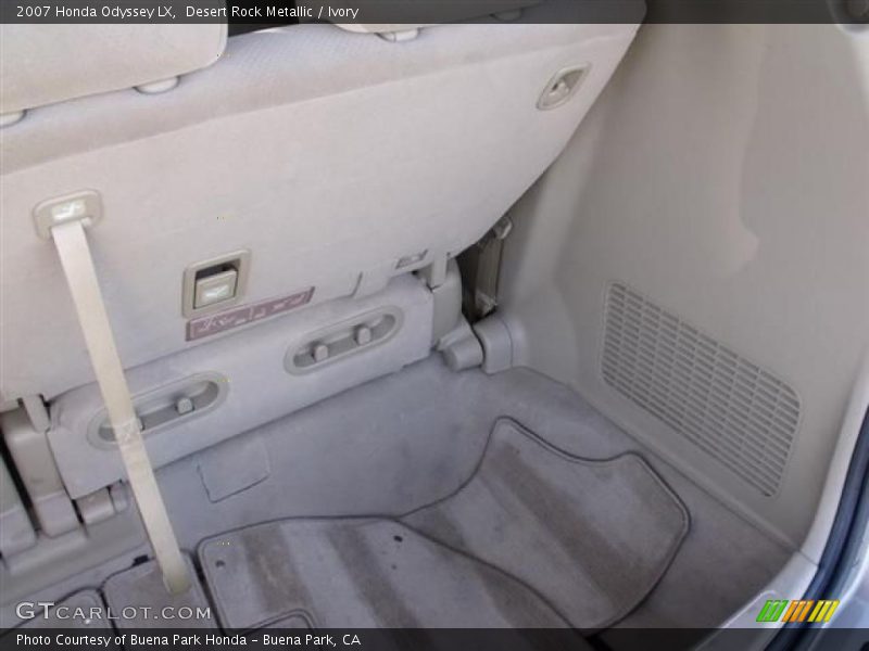 Desert Rock Metallic / Ivory 2007 Honda Odyssey LX