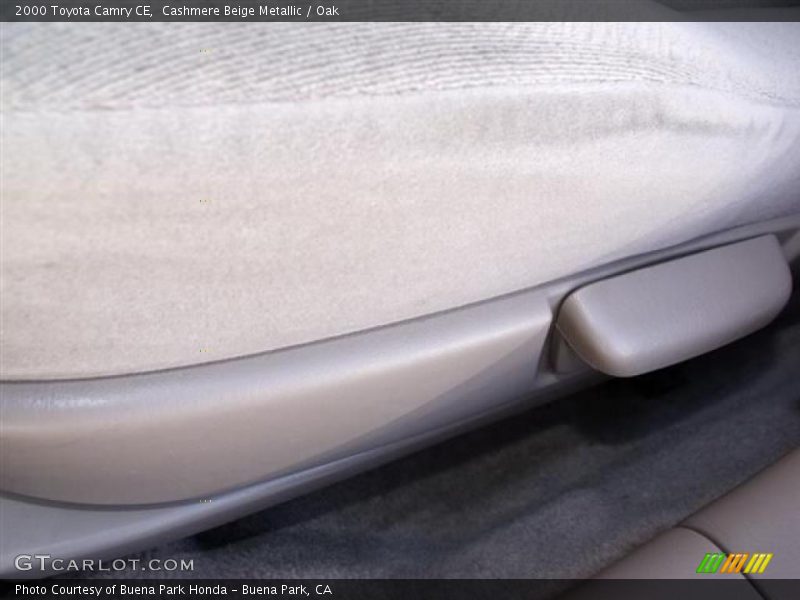 Cashmere Beige Metallic / Oak 2000 Toyota Camry CE