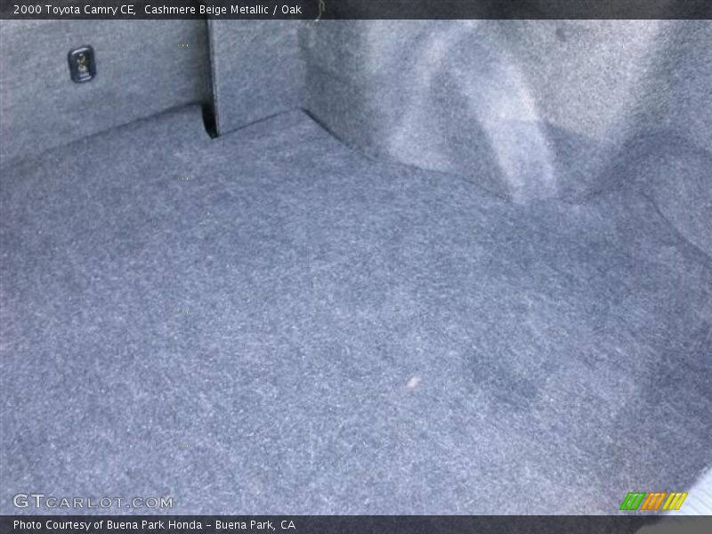 Cashmere Beige Metallic / Oak 2000 Toyota Camry CE