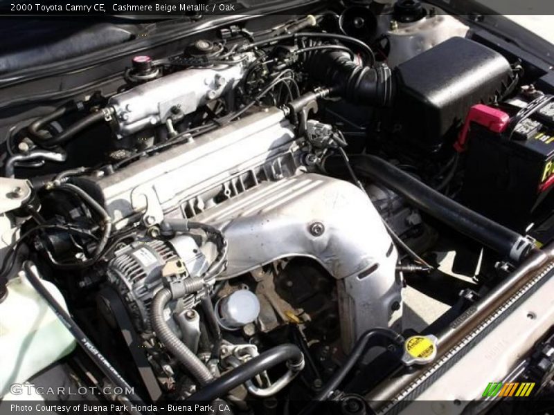 Cashmere Beige Metallic / Oak 2000 Toyota Camry CE