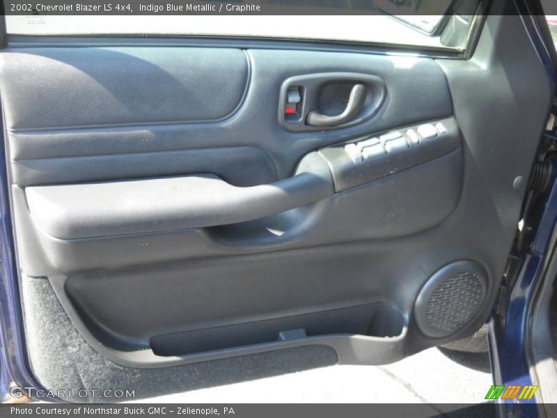 Indigo Blue Metallic / Graphite 2002 Chevrolet Blazer LS 4x4