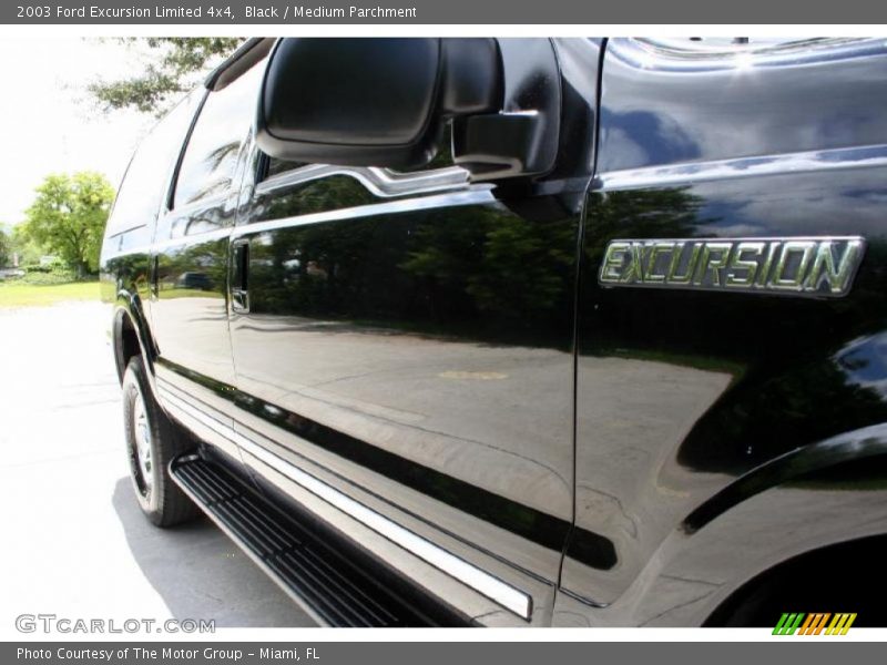 Black / Medium Parchment 2003 Ford Excursion Limited 4x4