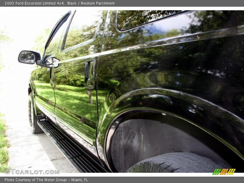 Black / Medium Parchment 2003 Ford Excursion Limited 4x4