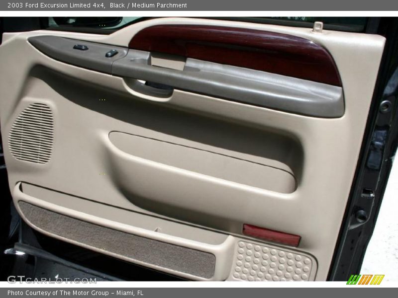 Black / Medium Parchment 2003 Ford Excursion Limited 4x4
