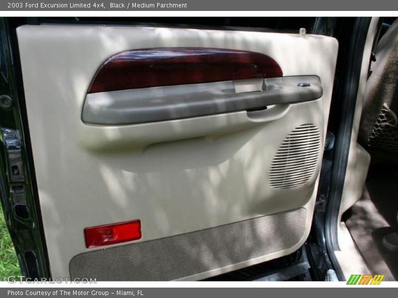 Black / Medium Parchment 2003 Ford Excursion Limited 4x4