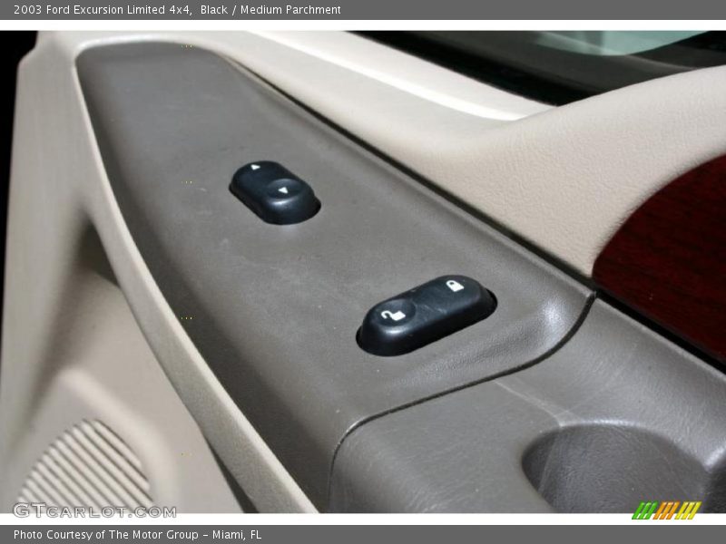 Black / Medium Parchment 2003 Ford Excursion Limited 4x4