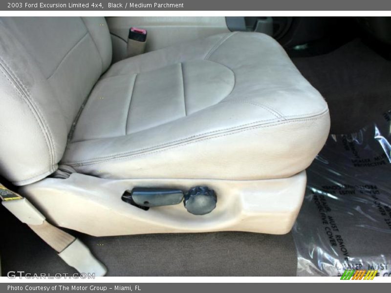 Black / Medium Parchment 2003 Ford Excursion Limited 4x4