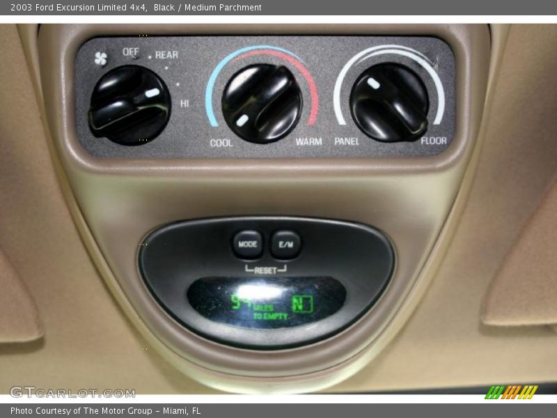 Black / Medium Parchment 2003 Ford Excursion Limited 4x4