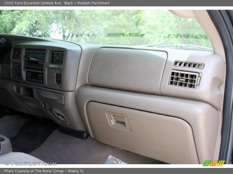 Black / Medium Parchment 2003 Ford Excursion Limited 4x4