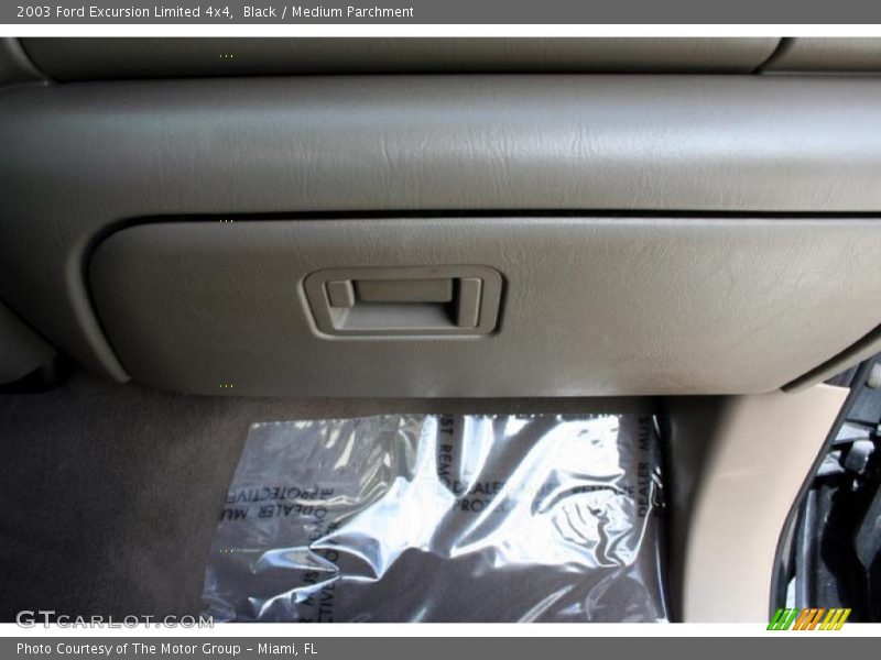 Black / Medium Parchment 2003 Ford Excursion Limited 4x4