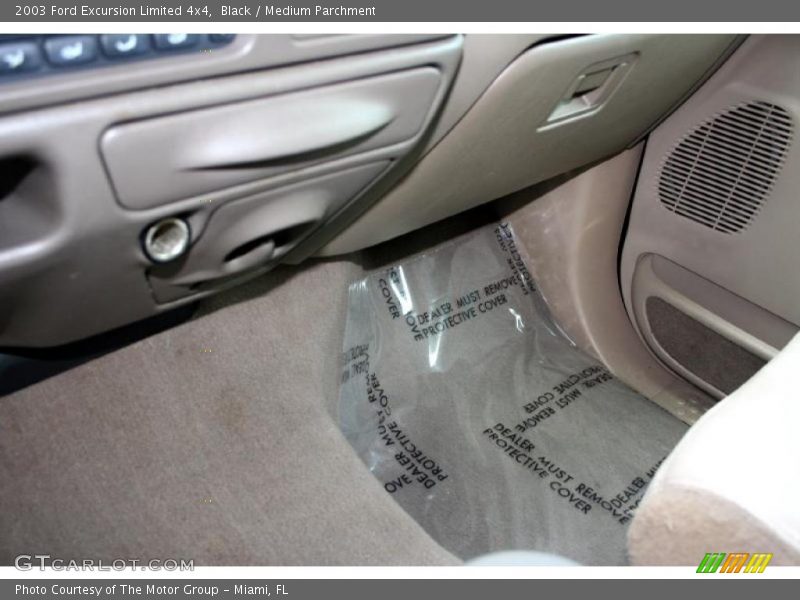 Black / Medium Parchment 2003 Ford Excursion Limited 4x4